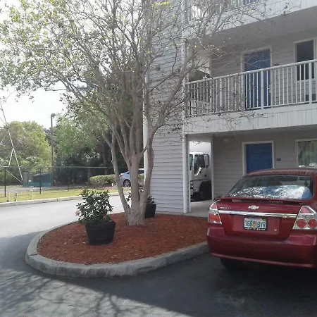Intown Suites Extended Stay Clearwater Fl-3